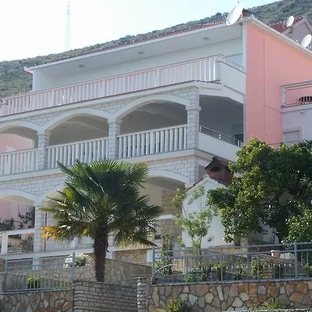 Rosanda Apartment Trogir