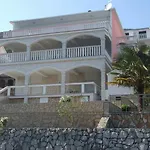 Apartment Rosanda *